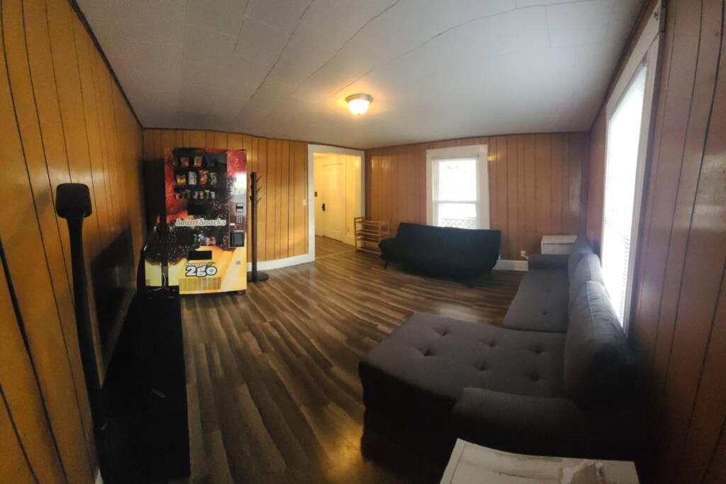 The Dragon'S Den 5 Bedroom House 1 Mile To Main St Tazewell 外观 照片
