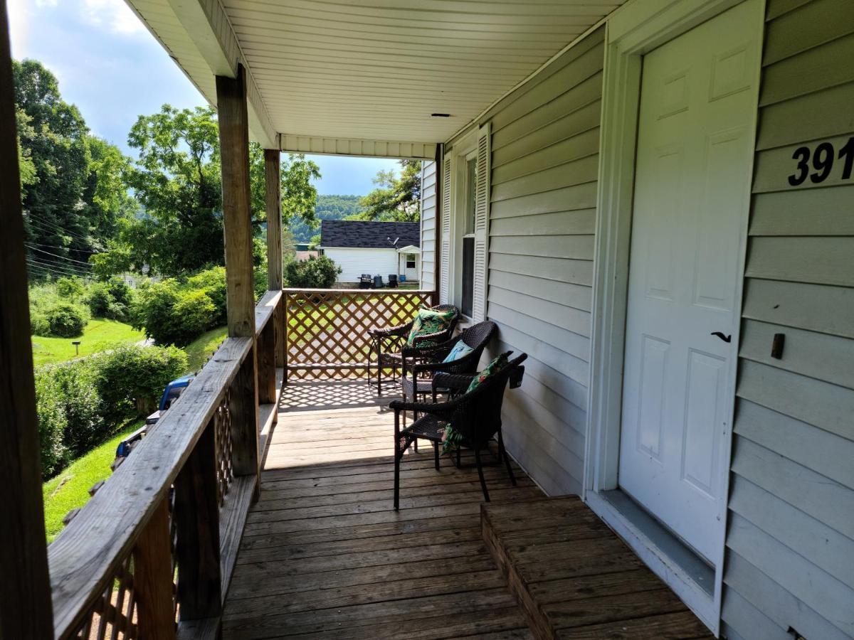 The Dragon'S Den 5 Bedroom House 1 Mile To Main St Tazewell 外观 照片